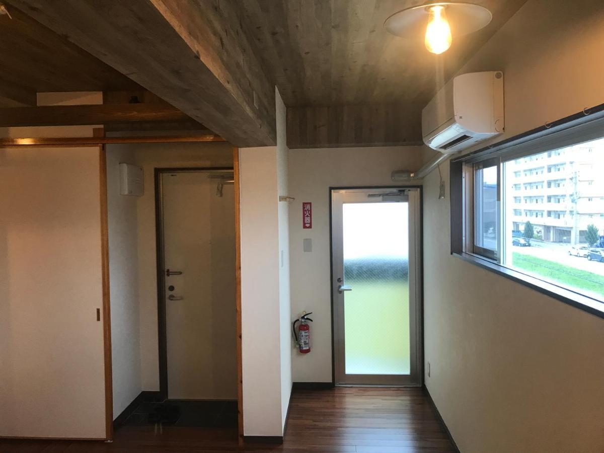 Urban Condominium Wafutei Naha Værelse billede