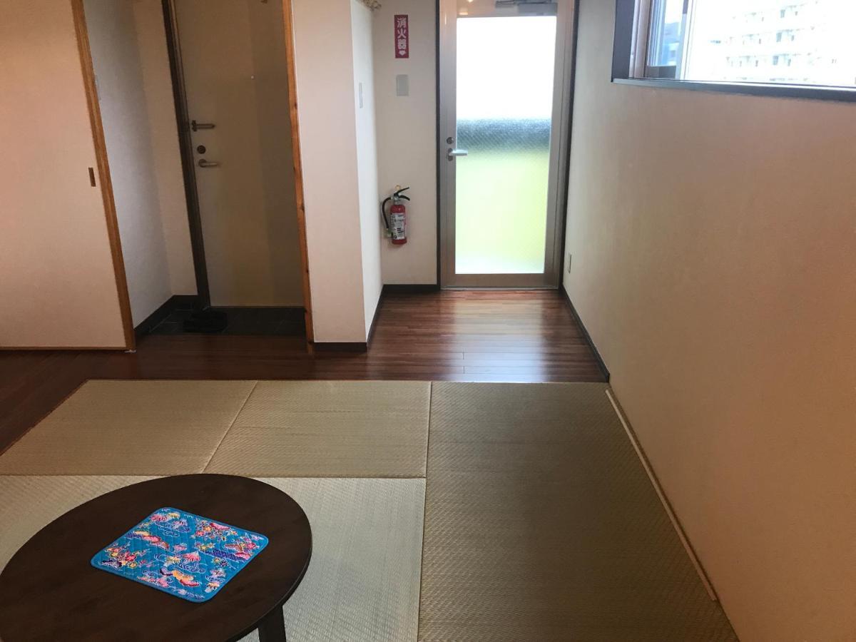 Urban Condominium Wafutei Naha Værelse billede